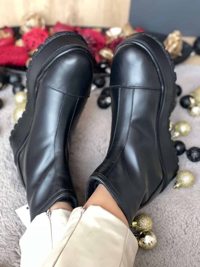 Ghete piele naturala Salla Black - imagine 2