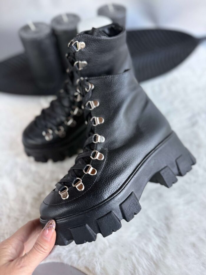 Ghete piele naturala Avesta - imagine 3