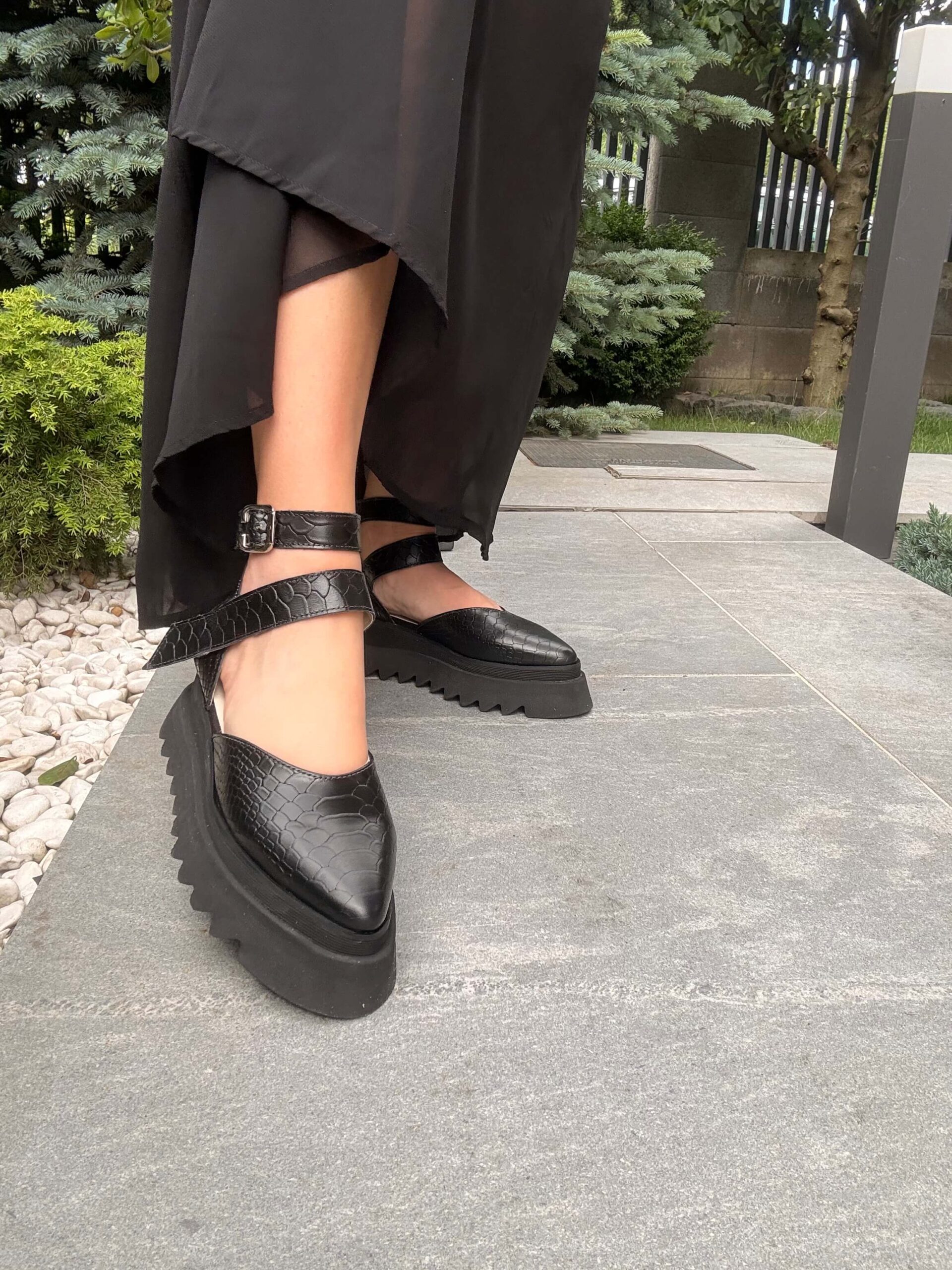 IMG_3777 Pantofi damă piele naturală Vibe croco negru - imagine 1